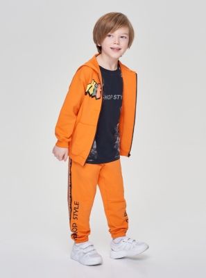 Фото1: Оранжевый спортивный костюм для мальчика