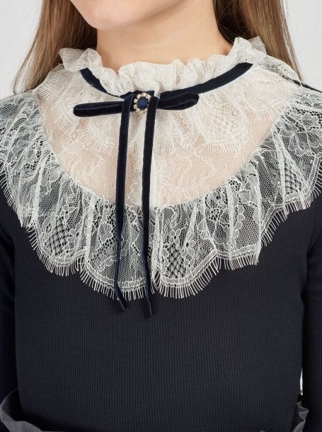 Фото4: Трикотажная блузка с кружевом