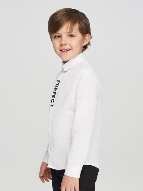 Фото2: Белая рубашка с принтом для мальчика