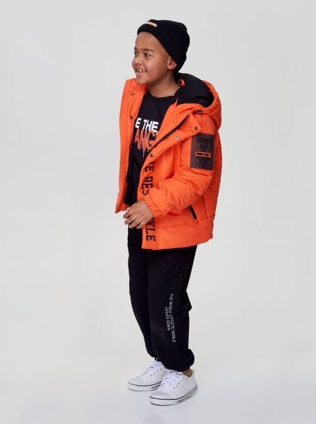 Фото2: Оранжевая теплая куртка для мальчика
