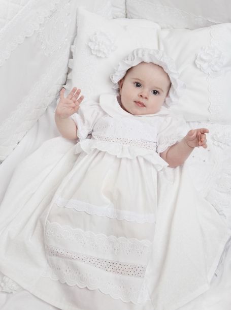 Фото1: картинка 50.12 Крестильное платье и капор для девочки  Choupette - одевайте детей красиво!