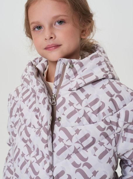 Фото10: картинка 753.20 Куртка пуховая, фирменный принт на бежевом Choupette - одевайте детей красиво!