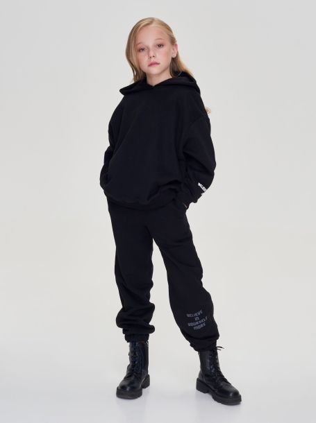 Фото1: картинка 307.70 Костюм sport fashion(худи и брюки), с декорами, черный Choupette - одевайте детей красиво!
