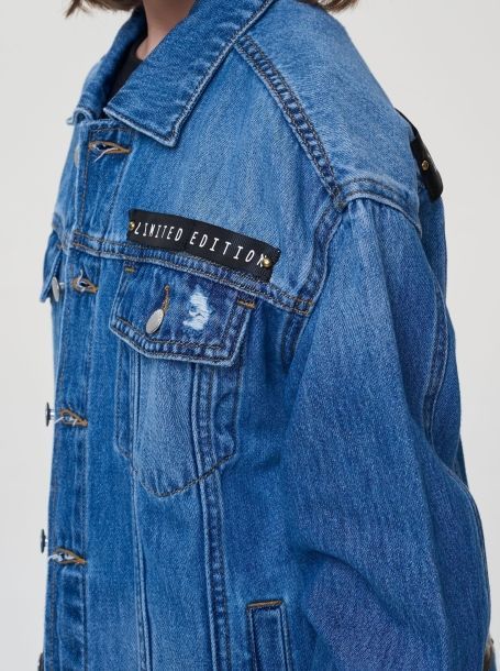 Фото9: Куртка джинсовая с декорами от Choupette 