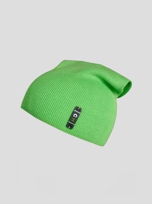 Фото1: Вязаная зеленая шапка