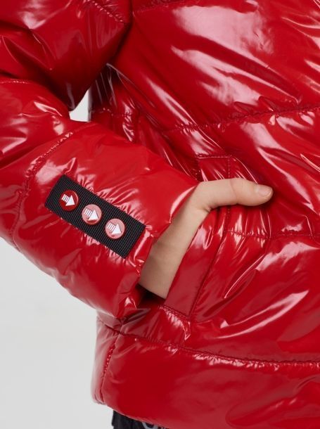 Фото6: Красная куртка на синтепоне