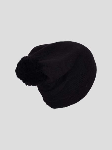 Фото2: Черная вязаная шапка для мальчика