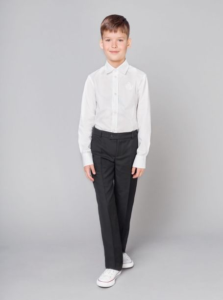 Школьные брюки для мальчика классические
