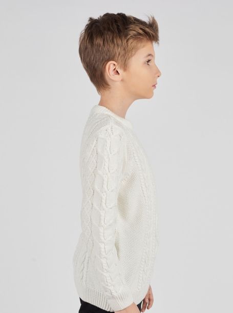Фото2: Вязаный светлый свитер для мальчика