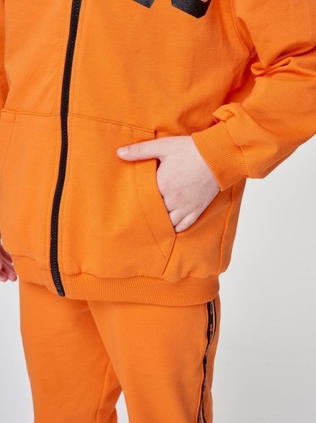 Фото6: Оранжевый спортивный костюм для мальчика