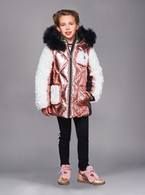 Фото1: Нарядная куртка для девочки
