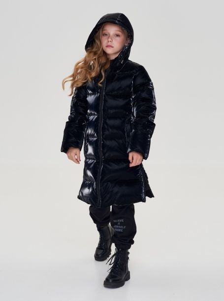 Фото5: картинка 645.1.20 Пальто пуховое, с тесьмой и крупной вышивкой, черный винил Choupette - одевайте детей красиво!