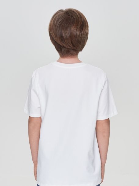 Фото3: Белая футболка с принтом для мальчика