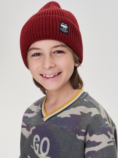 Фото3: картинка 326.26 Шапка для мальчика с декором, цвет терракотовый Choupette - одевайте детей красиво!
