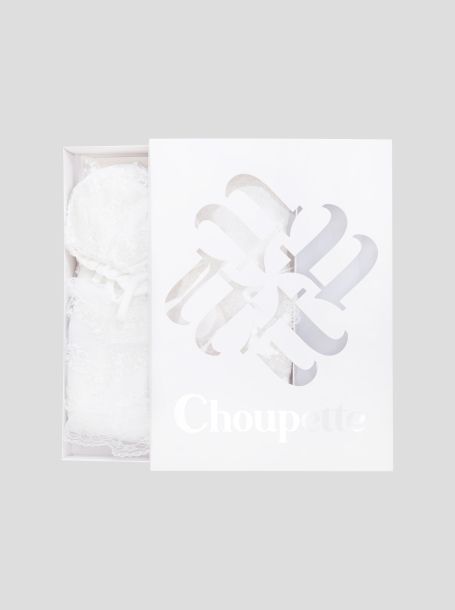 Фото6: Комбинезон нарядный кружевной в комплекте с чепчиком от Choupette 