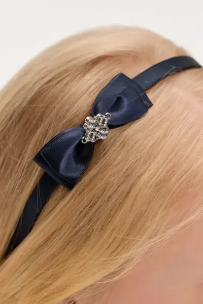Ободок с бантом и стразами — изображение 3