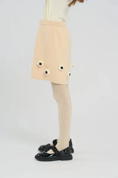 Юбка вязаная с цветочным декором — изображение 3