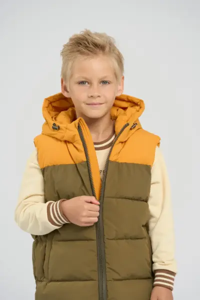 Жилет утепленный на синтепухе — изображение 7