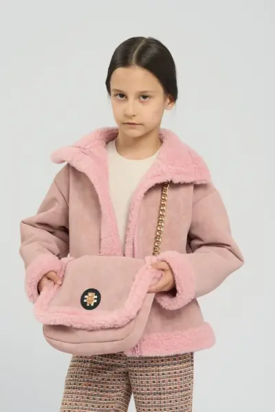 Куртка под дубленку, с сумочкой — изображение 4