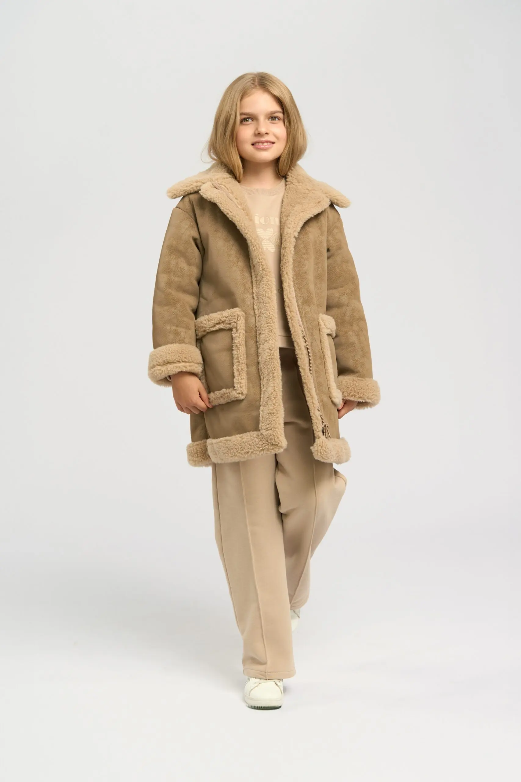 821.20 (1) Куртка удлиненная под дубленку — изображение 1