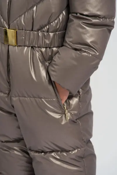 Комбинезон на синтепухе с меховой опушкой — изображение 9