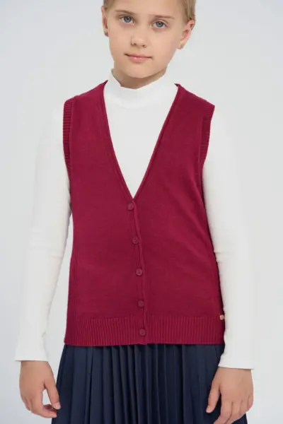 Жилет вязаный на пуговицах — изображение 5