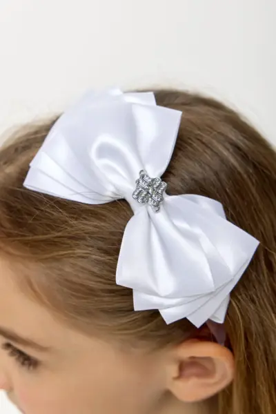 Ободок с бантом и стразами — изображение 4