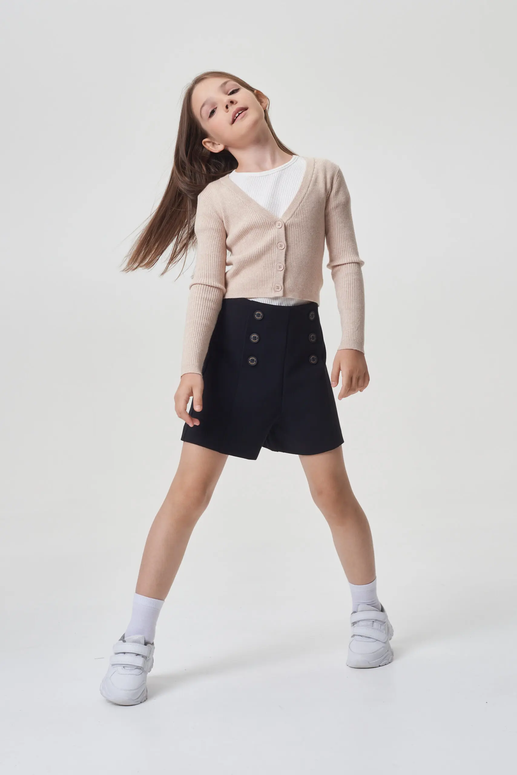 711.1.31 (1) Шорты с высокой посадкой — изображение 1