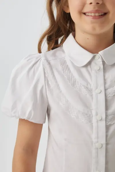 Блузка нарядная с кружевной отделкой — изображение 4