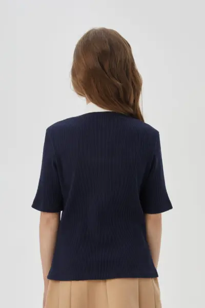 Блузка с воротником поло, синяя — изображение 5