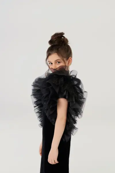 Платье нарядное бархатное с пышными воланами — изображение 10