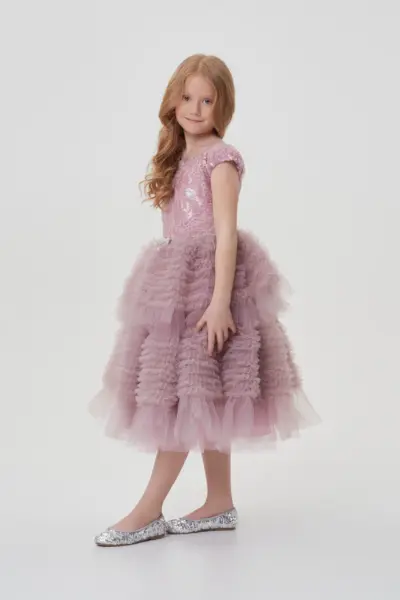 Пышное нарядное платье — изображение 3