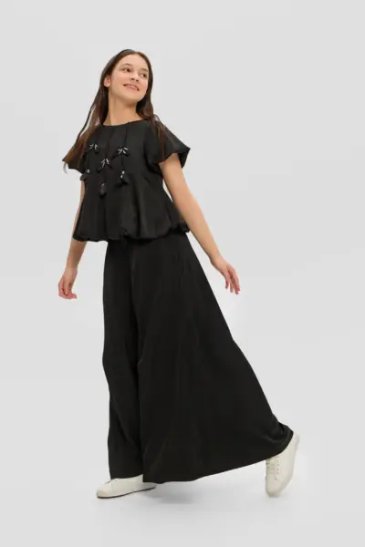 Топ трикотажный с декорами — изображение 9