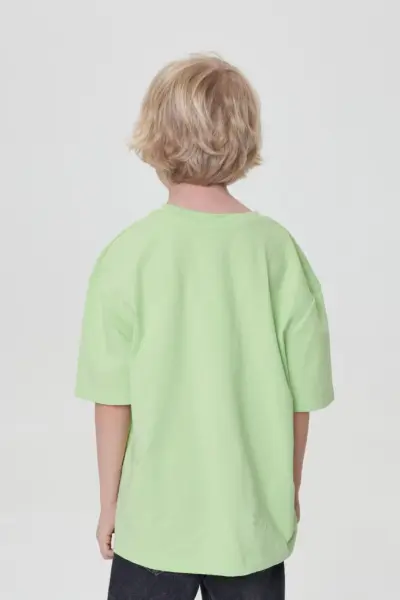 Футболка оверсайз с принтом — изображение 3