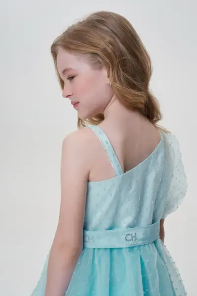 Платье нарядное с пышной юбкой и асимметрией — изображение 5