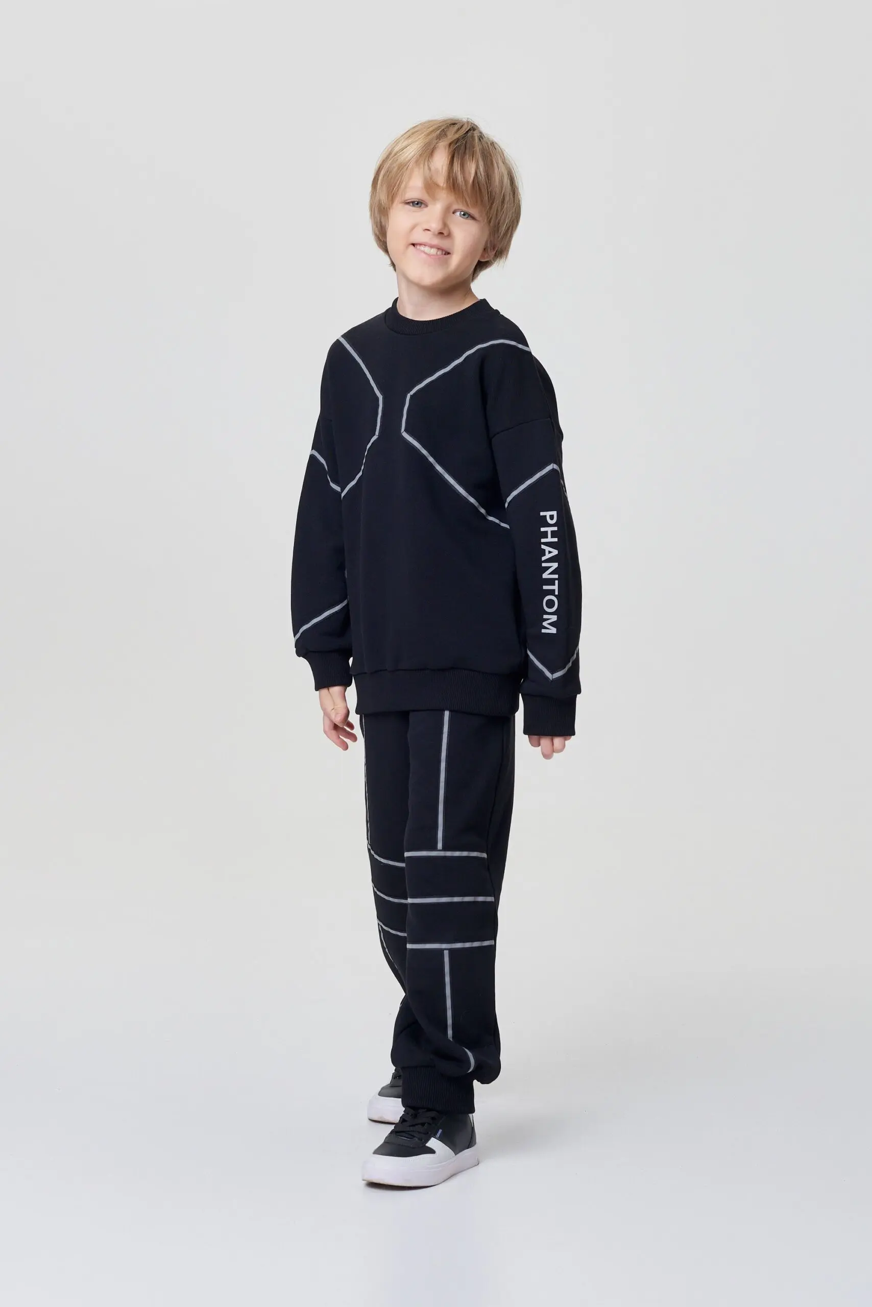 35sn2ekrtp3gv03c9pbrr4mb7kvd5v7t Костюм со светоотражающей тесьмой — изображение 1