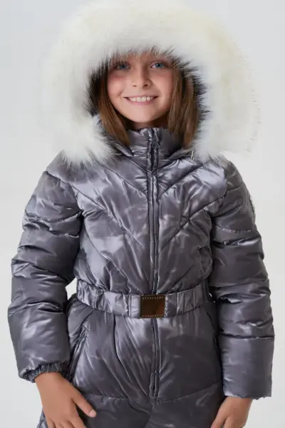 Комбинезон утепленный с искусственной меховой опушкой — изображение 7