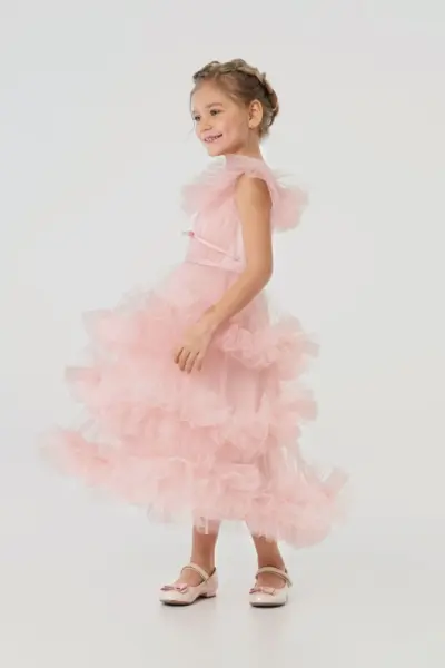 Платье нарядное с пышными оборками — изображение 4