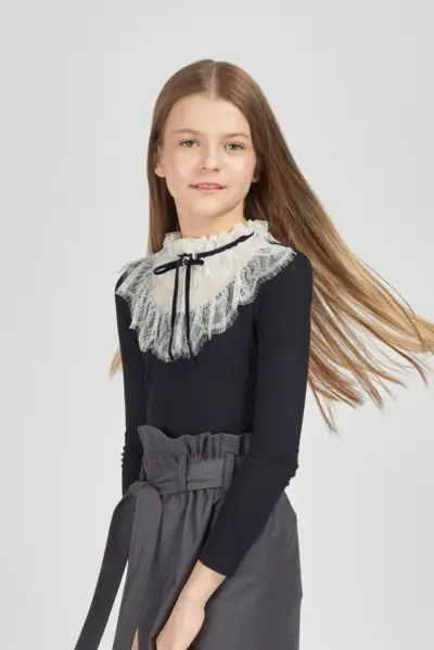 Блузка с кружевом комбинированная, синяя — изображение 2