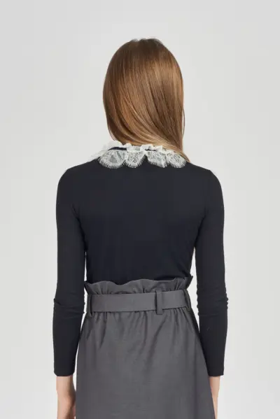 Блузка с кружевом комбинированная, синяя — изображение 3