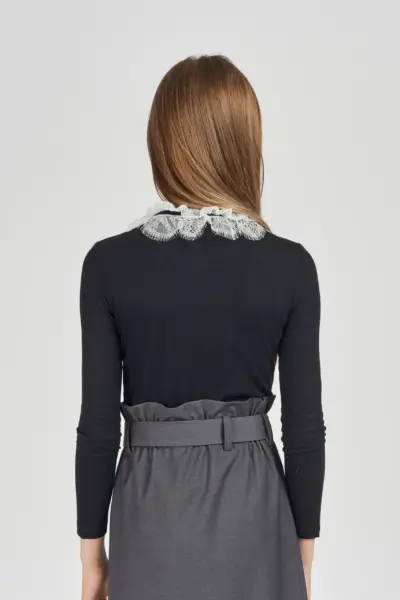 Блузка с кружевом комбинированная, синяя — изображение 3