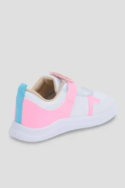 Кроссовки с декором — изображение 3