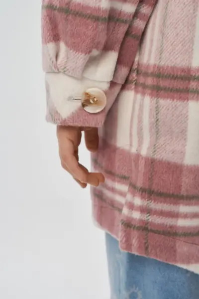 Пальто типа рубашка в клетку — изображение 6