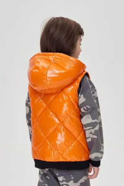 Жилет утепленный — изображение 11