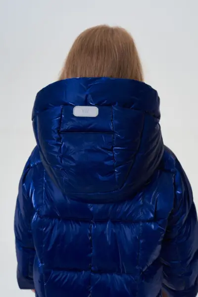 Куртка объемная с капюшоном — изображение 9