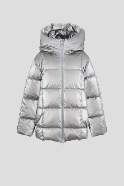 Куртка объемная с капюшоном — изображение 8