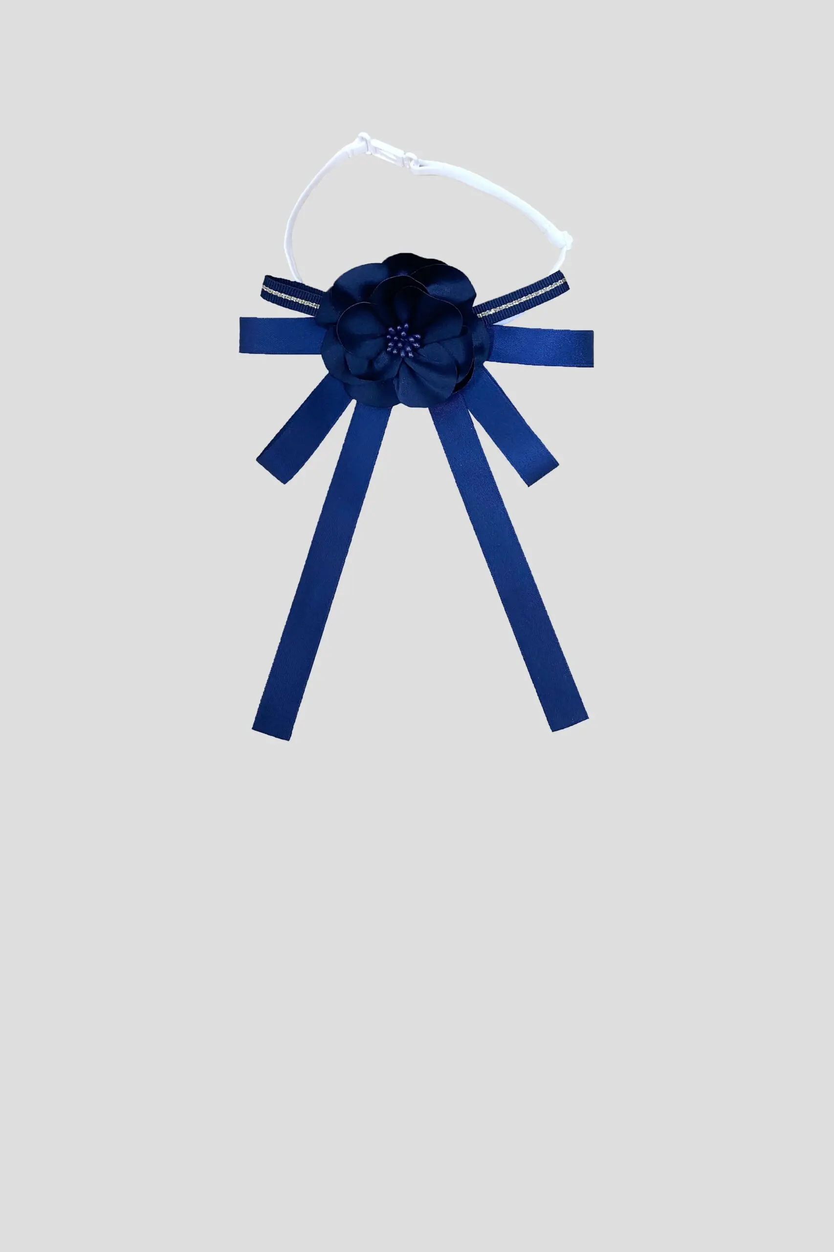 f28373732fda8d4cbf3018b2daecf622 Галстук-бант с декором — изображение 1