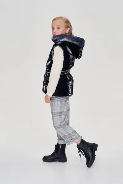 Жилет двухсторонний с поясом — изображение 6