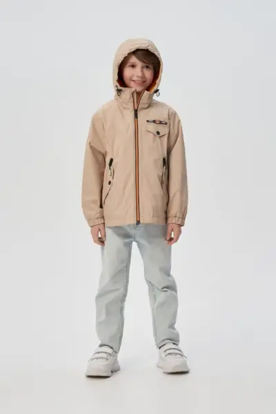 Куртка-ветровка с декорами — изображение 5