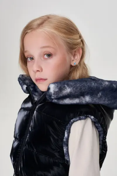 Жилет двухсторонний с поясом — изображение 10